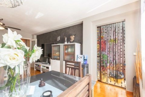 Huoneisto myytävänä Benidorm, Alicante, Espanja, 4 makuuhuonetta, 113 m2 No. 42690 - kuva 9