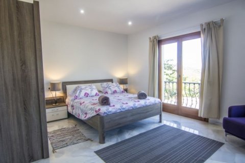 Linnat myytävänä Malaga, Espanja, 6 makuuhuonetta, 425 m2 No. 45940 - kuva 6