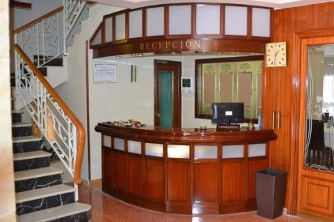 Hotelli myytävänä Benidorm, Alicante, Espanja, 44 makuuhuonetta,  No. 44858 - kuva 6