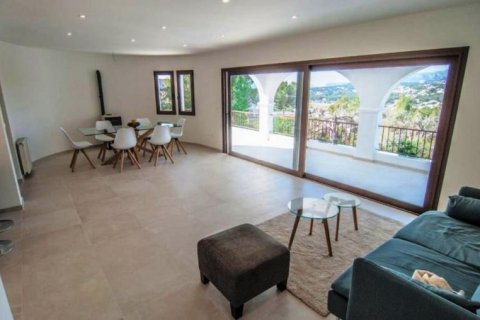 Huvila myytävänä Moraira, Alicante, Espanja, 4 makuuhuonetta, 200 m2 No. 43578 - kuva 8