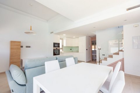 Huvila myytävänä Guardamar del Segura, Alicante, Espanja, 3 makuuhuonetta, 156 m2 No. 42695 - kuva 7