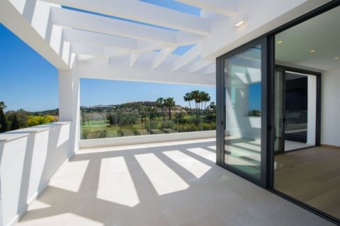 Huvila myytävänä Marbella, Malaga, Espanja , 840 m2 No. 46068 - kuva 2