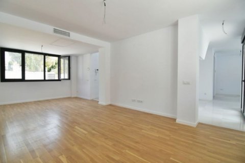 Huvila myytävänä Calpe, Alicante, Espanja, 3 makuuhuonetta, 202 m2 No. 43856 - kuva 5