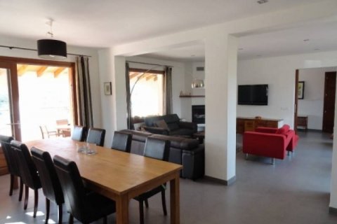 Huvila myytävänä Benissa, Alicante, Espanja, 7 makuuhuonetta, 540 m2 No. 44396 - kuva 3