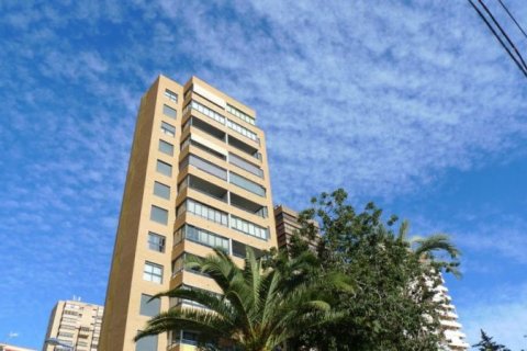 Kattohuoneisto myytävänä Benidorm, Alicante, Espanja, 2 makuuhuonetta, 85 m2 No. 42582 - kuva 3