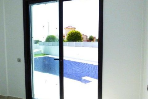 Huvila myytävänä Guardamar del Segura, Alicante, Espanja, 3 makuuhuonetta, 134 m2 No. 43206 - kuva 10