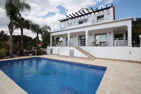 Huvila myytävänä Benissa, Alicante, Espanja, 4 makuuhuonetta, 240 m2 No. 43926 - kuva 1