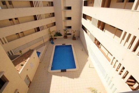 Huoneisto myytävänä Torrevieja, Alicante, Espanja, 3 makuuhuonetta, 90 m2 No. 45995 - kuva 4