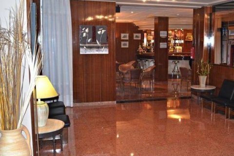 Hotelli myytävänä Benidorm, Alicante, Espanja, 44 makuuhuonetta,  No. 44858 - kuva 8