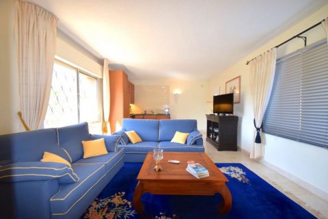 Huvila myytävänä Alfaz del Pi, Alicante, Espanja, 4 makuuhuonetta, 230 m2 No. 42143 - kuva 10