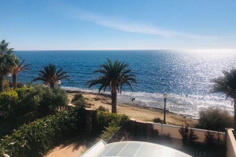 Kaupunkipientalo myytävänä Alicante, Espanja, 4 makuuhuonetta, 420 m2 No. 44641 - kuva 3