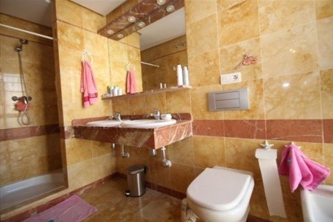 Huoneisto myytävänä Torrevieja, Alicante, Espanja, 3 makuuhuonetta, 90 m2 No. 45995 - kuva 2