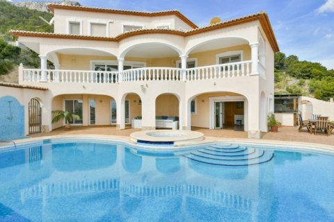 Huvila myytävänä Calpe, Alicante, Espanja, 6 makuuhuonetta, 415 m2 No. 42195 - kuva 1