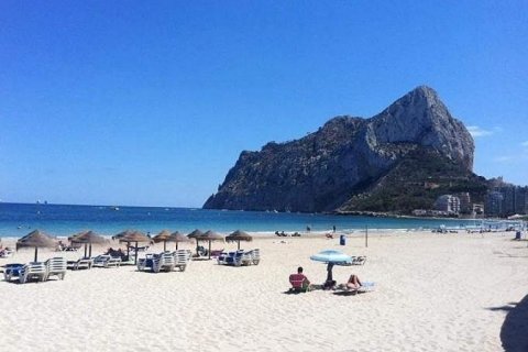 Huvila myytävänä Calpe, Alicante, Espanja, 3 makuuhuonetta, 438 m2 No. 45333 - kuva 9