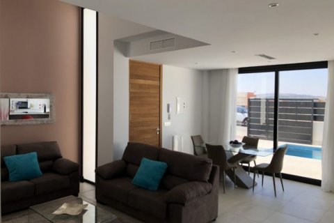 Huvila myytävänä Rojales, Alicante, Espanja, 3 makuuhuonetta, 204 m2 No. 44840 - kuva 7