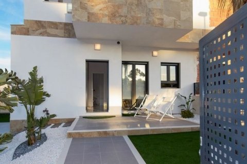 Kaupunkipientalo myytävänä La Nucia, Alicante, Espanja, 3 makuuhuonetta, 124 m2 No. 43146 - kuva 4