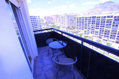 Kattohuoneisto myytävänä Benidorm, Alicante, Espanja, 3 makuuhuonetta, 140 m2 No. 42619 - kuva 2
