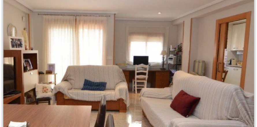 Huoneisto Benidorm, Alicante, Espanja 4 makuuhuonetta, 152 m2 No. 44277