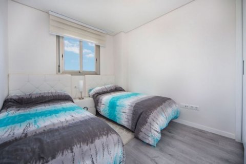 Kattohuoneisto myytävänä Villamartin, Alicante, Espanja, 2 makuuhuonetta, 74 m2 No. 43855 - kuva 10