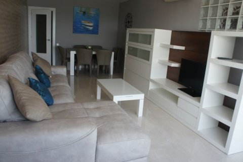 Huoneisto myytävänä Benidorm, Alicante, Espanja, 4 makuuhuonetta, 149 m2 No. 44770 - kuva 8