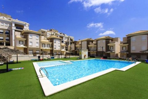 Huoneisto myytävänä Santa Pola, Alicante, Espanja, 3 makuuhuonetta, 85 m2 No. 43366 - kuva 1