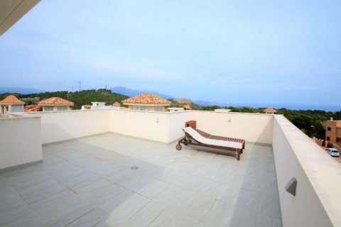 Huvila myytävänä La Nucia, Alicante, Espanja, 4 makuuhuonetta, 210 m2 No. 41555 - kuva 3