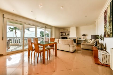 Huvila myytävänä Calpe, Alicante, Espanja, 6 makuuhuonetta, 415 m2 No. 42195 - kuva 10