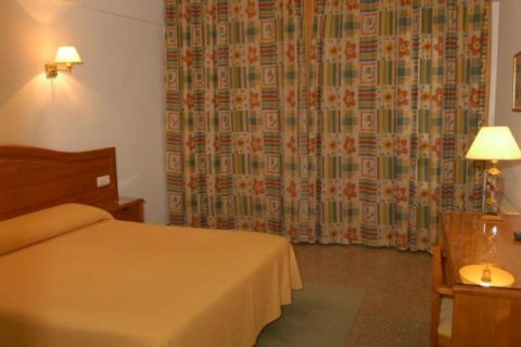 Hotelli myytävänä Moraira, Alicante, Espanja, 39 makuuhuonetta,  No. 45758 - kuva 7