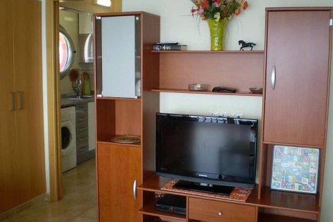 Huoneisto myytävänä Benidorm, Alicante, Espanja, 2 makuuhuonetta, 65 m2 No. 45475 - kuva 4