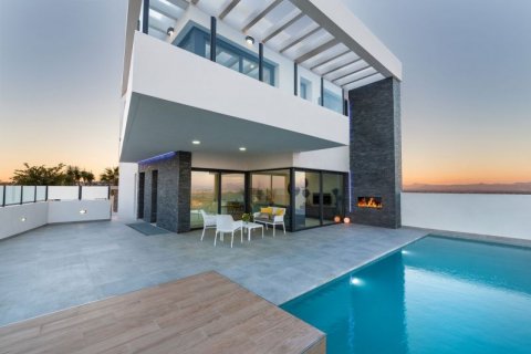 Huvila myytävänä Rojales, Alicante, Espanja, 3 makuuhuonetta, 413 m2 No. 44612 - kuva 9