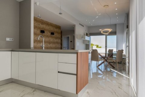 Huvila myytävänä Alicante, Espanja, 3 makuuhuonetta, 216 m2 No. 42644 - kuva 10