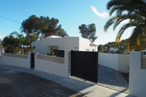 Huvila myytävänä Benissa, Alicante, Espanja, 4 makuuhuonetta, 180 m2 No. 45215 - kuva 3