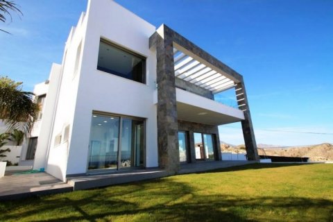 Huvila myytävänä Villajoyosa, Alicante, Espanja, 4 makuuhuonetta, 458 m2 No. 45673 - kuva 2