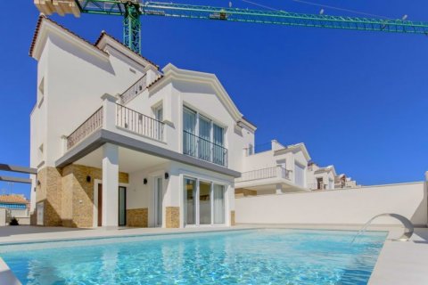 Huvila myytävänä Torrevieja, Alicante, Espanja, 5 makuuhuonetta, 201 m2 No. 43285 - kuva 4