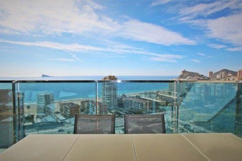 Huoneisto myytävänä Benidorm, Alicante, Espanja, 2 makuuhuonetta, 118 m2 No. 42471 - kuva 1