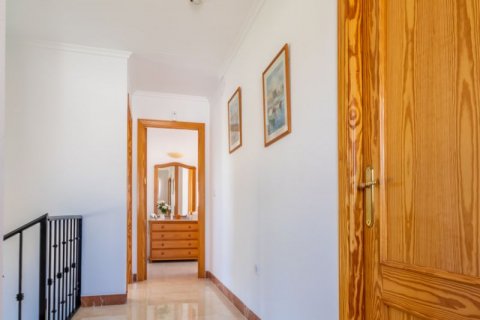 Huvila myytävänä Alfaz del Pi, Alicante, Espanja, 5 makuuhuonetta, 348 m2 No. 42158 - kuva 10