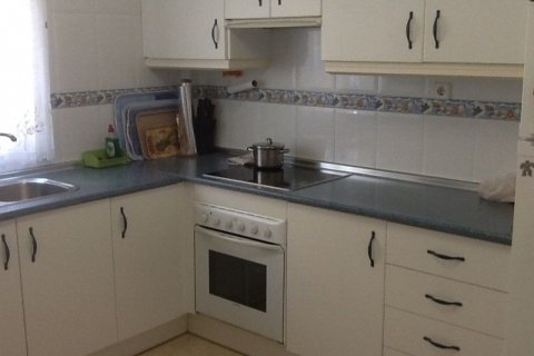 Kaupunkipientalo myytävänä La Nucia, Alicante, Espanja, 5 makuuhuonetta, 225 m2 No. 45218 - kuva 8