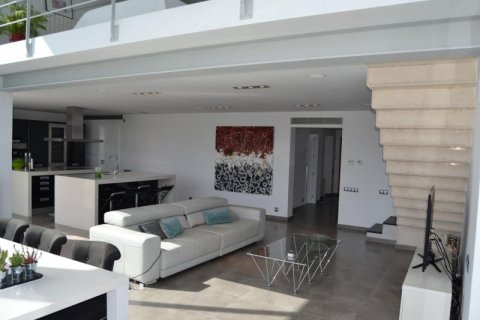 Huvila myytävänä Alfaz del Pi, Alicante, Espanja, 4 makuuhuonetta, 250 m2 No. 44594 - kuva 6