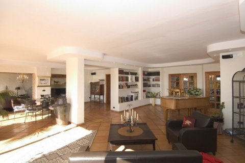 Huvila myytävänä Moraira, Alicante, Espanja, 5 makuuhuonetta, 750 m2 No. 41602 - kuva 7