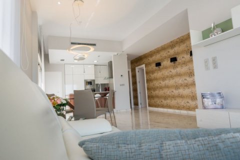 Huvila myytävänä Alicante, Espanja, 3 makuuhuonetta, 216 m2 No. 42653 - kuva 8