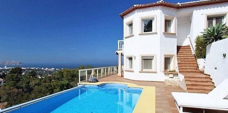 Huvila Javea, Alicante, Espanja 4 makuuhuonetta, 242 m2 No. 45061