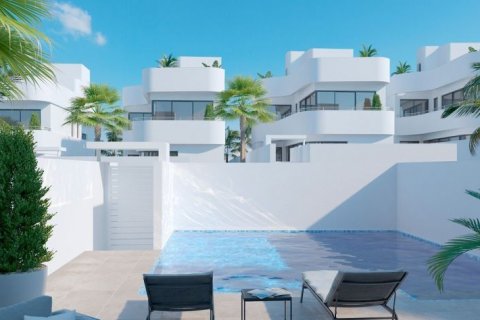 Huvila myytävänä Guardamar del Segura, Alicante, Espanja, 3 makuuhuonetta, 127 m2 No. 43396 - kuva 7