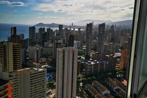 Huoneisto myytävänä Benidorm, Alicante, Espanja, 3 makuuhuonetta, 133 m2 No. 42712 - kuva 5