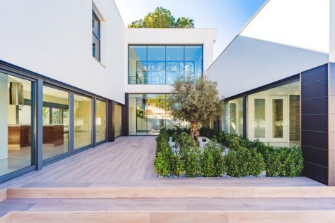 Huvila myytävänä Torrevieja, Alicante, Espanja, 4 makuuhuonetta, 482 m2 No. 44163 - kuva 9
