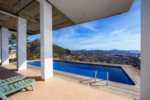 Huvila myytävänä Calpe, Alicante, Espanja, 3 makuuhuonetta, 232 m2 No. 45330 - kuva 2