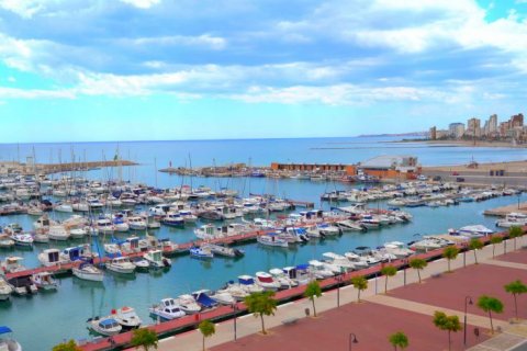 Huvila myytävänä El Campello, Alicante, Espanja, 4 makuuhuonetta, 270 m2 No. 43850 - kuva 3