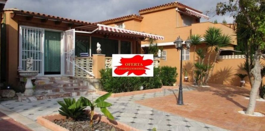 Huvila Benidorm, Alicante, Espanja 5 makuuhuonetta, 215 m2 No. 45521