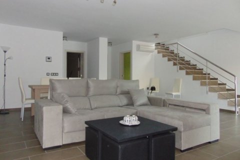 Huvila myytävänä Calpe, Alicante, Espanja, 4 makuuhuonetta, 200 m2 No. 44912 - kuva 8