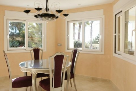 Huvila myytävänä Benissa, Alicante, Espanja, 4 makuuhuonetta, 465 m2 No. 44859 - kuva 6