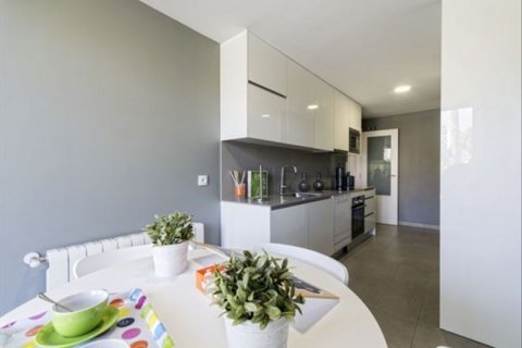 Huoneisto myytävänä Alicante, Espanja, 2 makuuhuonetta, 84 m2 No. 46009 - kuva 10